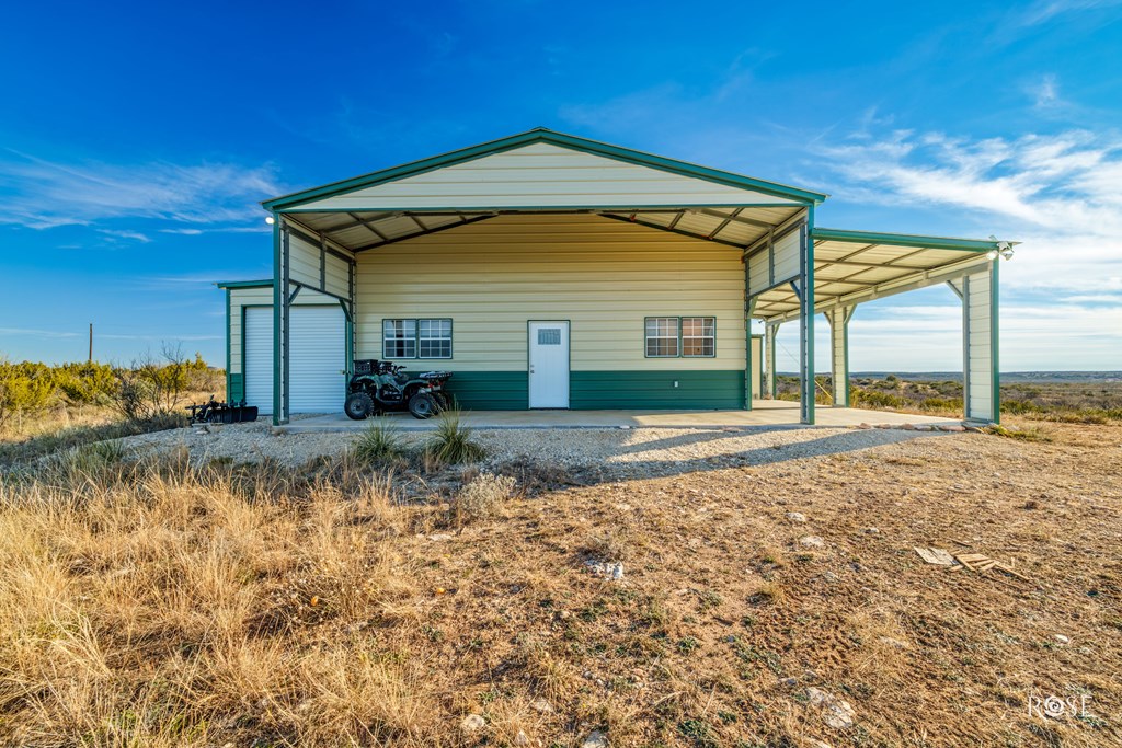 326 Menielle Rd, Robert Lee, Texas image 37