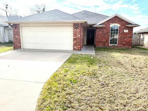 Homes For Sale - 49 Amberwood Drive<br/> San Angelo, TX 76903