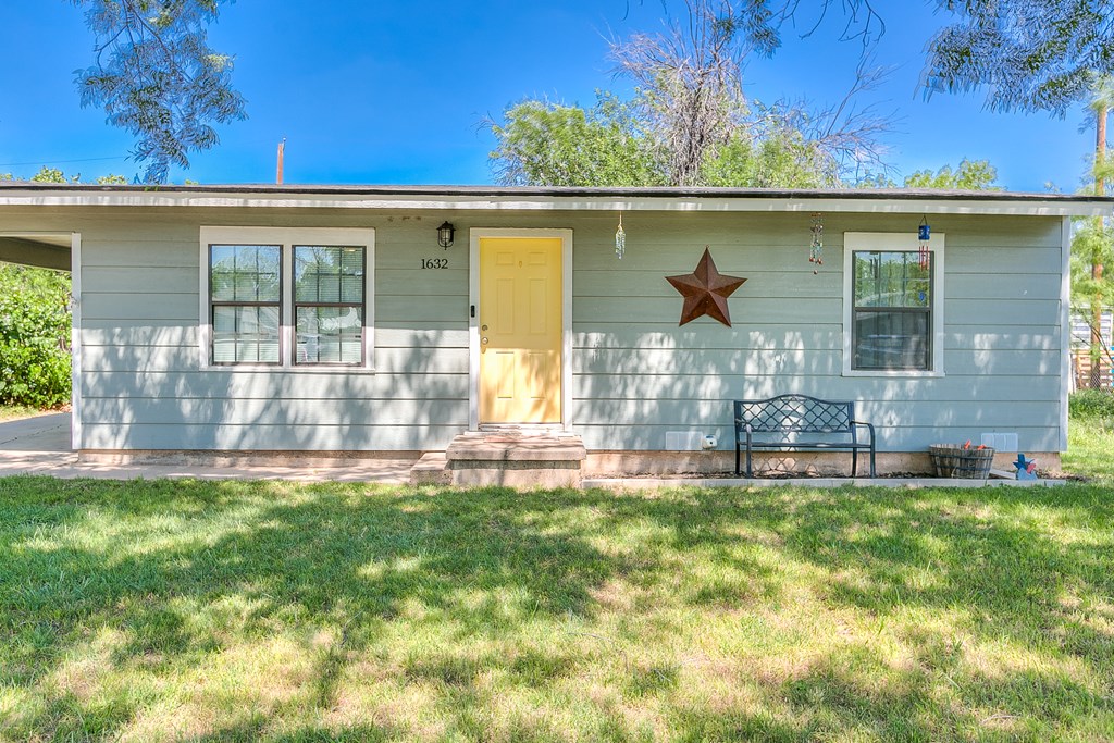 1632 Mission Ave, San Angelo, Texas image 3