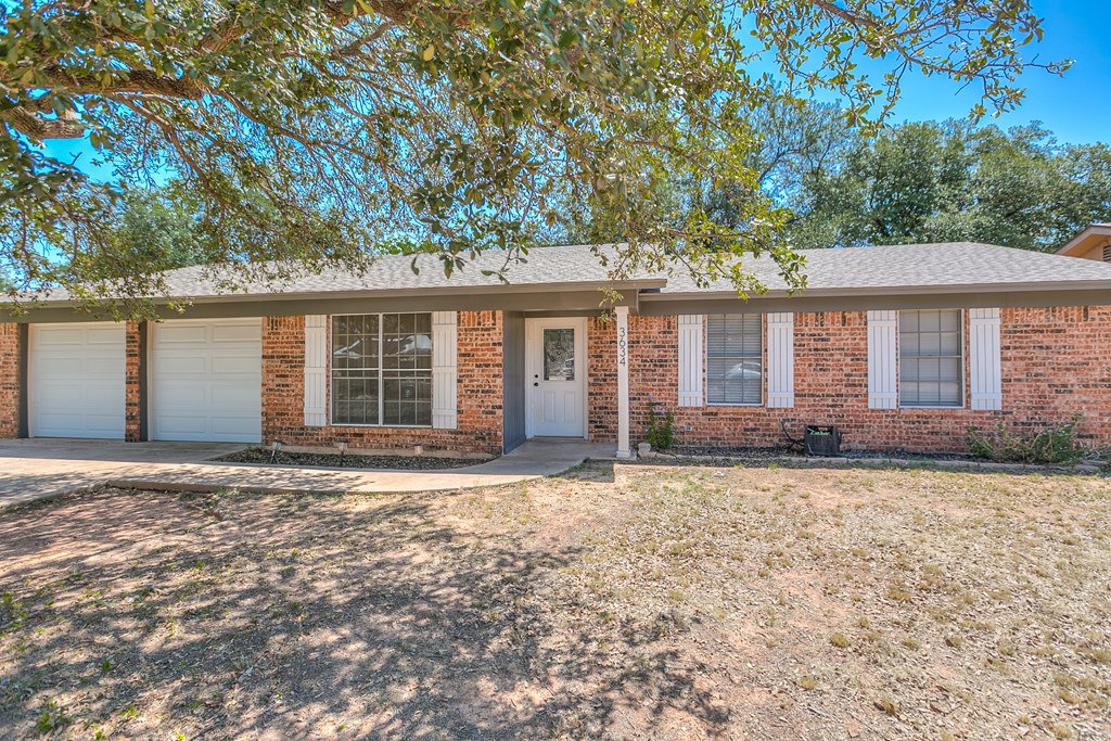 3634 Old Post Circle, San Angelo, Texas image 3