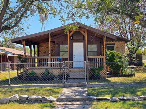 Vacant Land For Sale - 115 W Duncan Avenue<br/> Mertzon, TX 76941