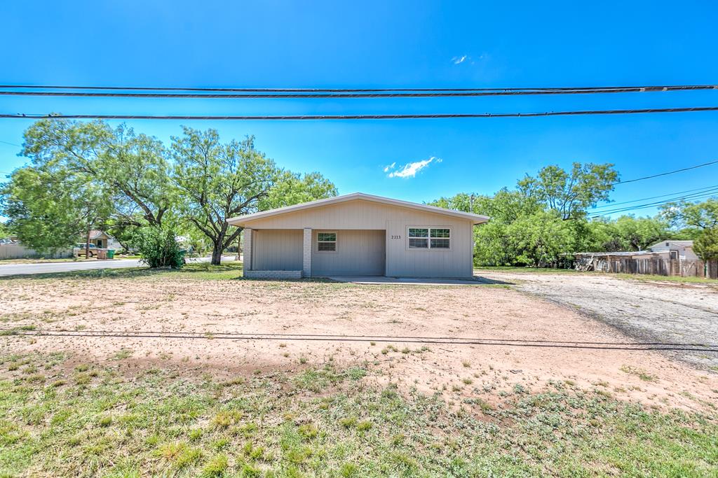2113 S Hill St, San Angelo, Texas image 1