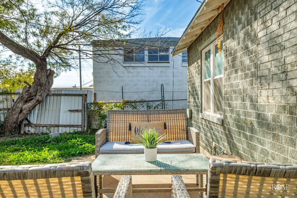 111 E 14th St, San Angelo, Texas image 14