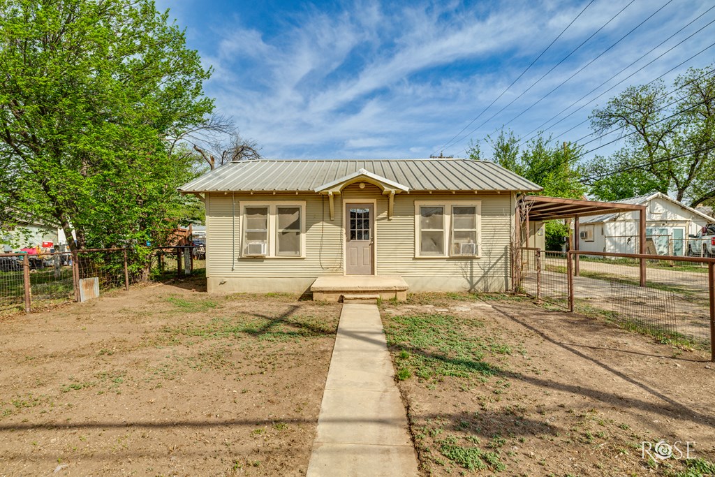 108 W College Ave, Sonora, Texas image 4