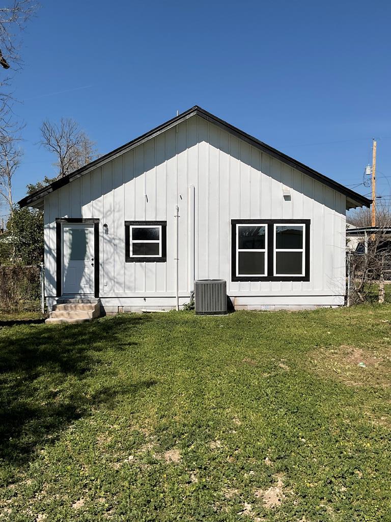 709 E Harris Ave, San Angelo, Texas image 22
