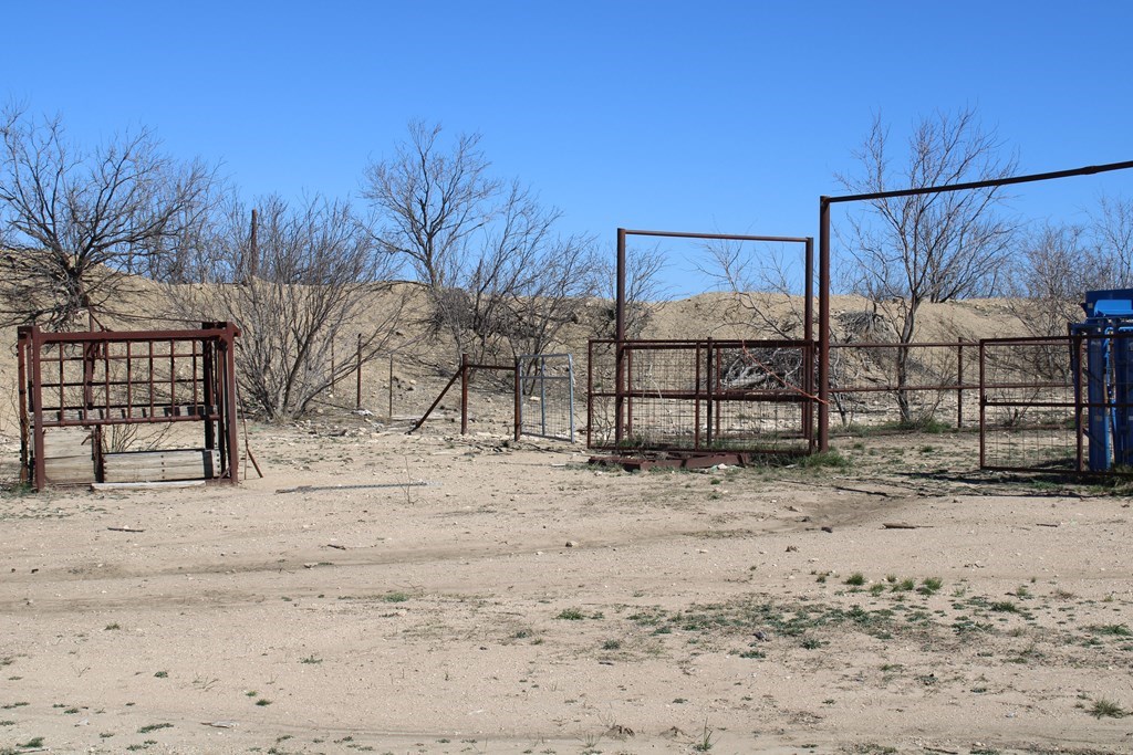 Hwy 67, Ballinger, Texas image 21