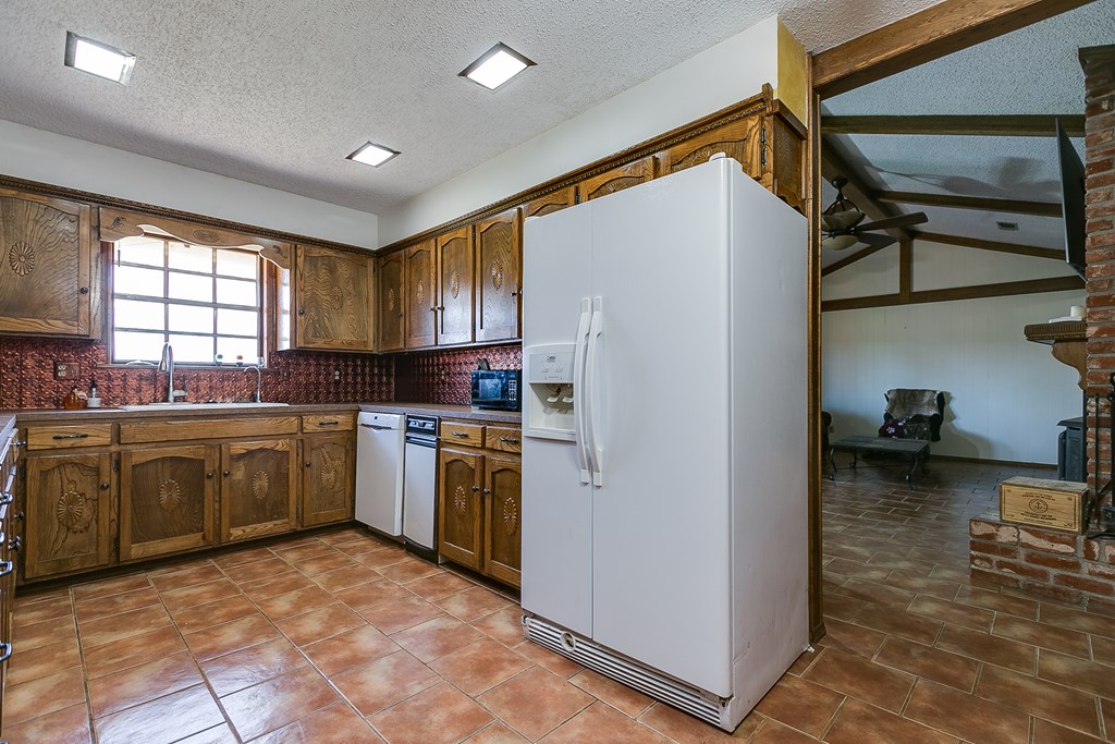 6001 Hwy 83, Winters, Texas image 17
