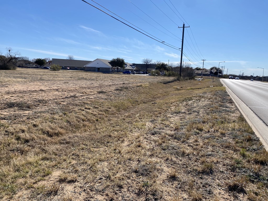 5425 Knickerbocker Rd #2.728 ACRES SEE LEGAL, San Angelo, Texas image 2