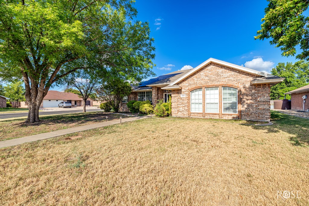 San Angelo, Texas 76904, United States, 3 Bedrooms Bedrooms, ,2 BathroomsBathrooms,Residential,Active,203302