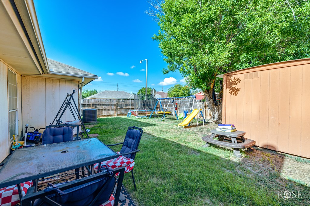 San Angelo, Texas 76904, United States, 3 Bedrooms Bedrooms, ,2 BathroomsBathrooms,Residential,Active,203302