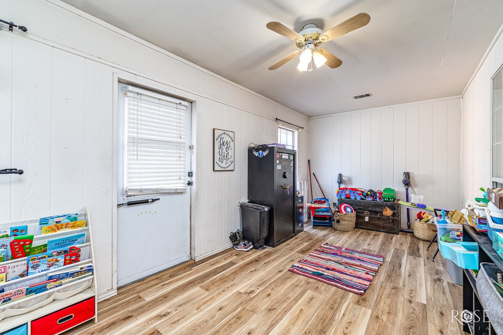 San Angelo, Texas 76904, United States, 3 Bedrooms Bedrooms, ,2 BathroomsBathrooms,Residential,Active,203302