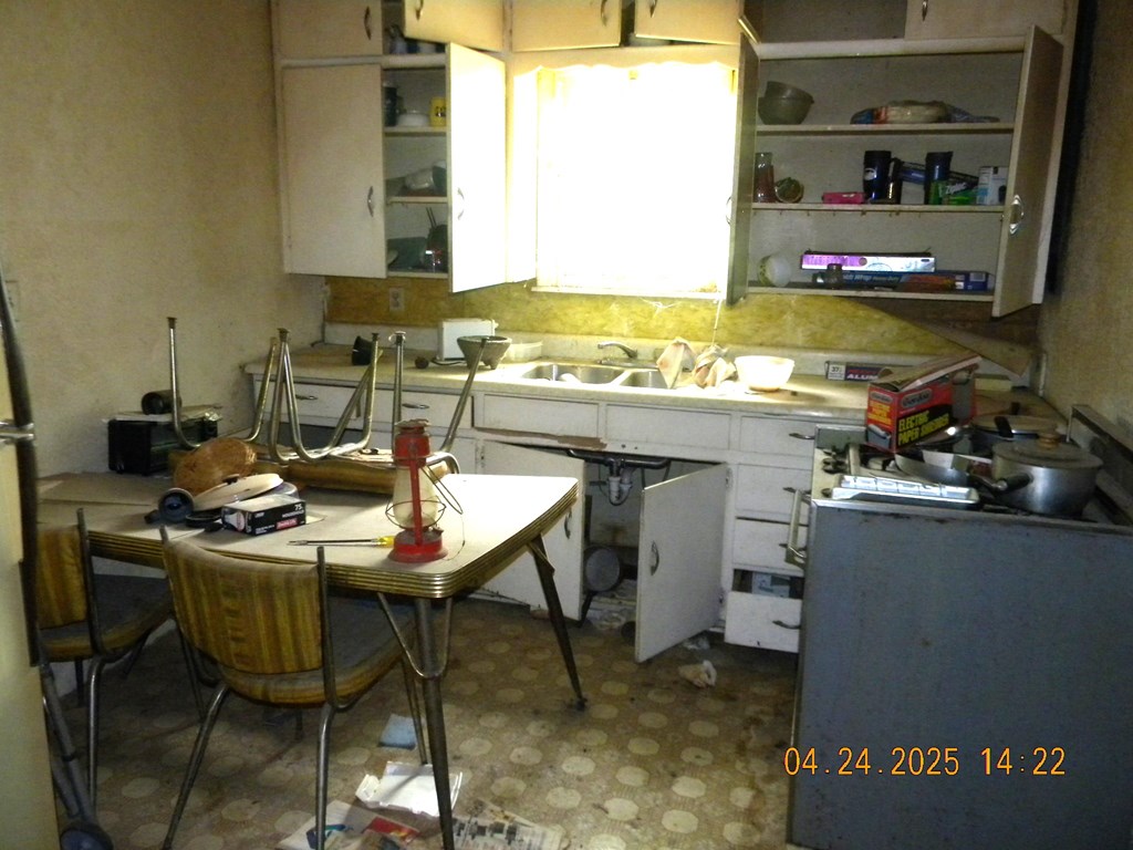 34 W 18th St, San Angelo, Texas image 3