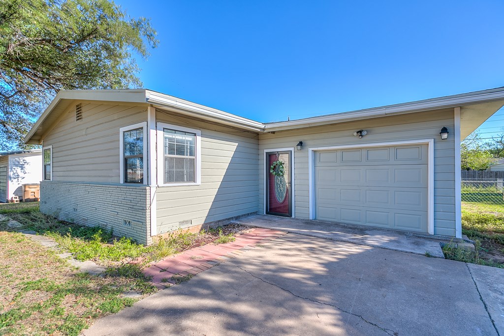 2473 Princeton Ave, San Angelo, Texas image 2