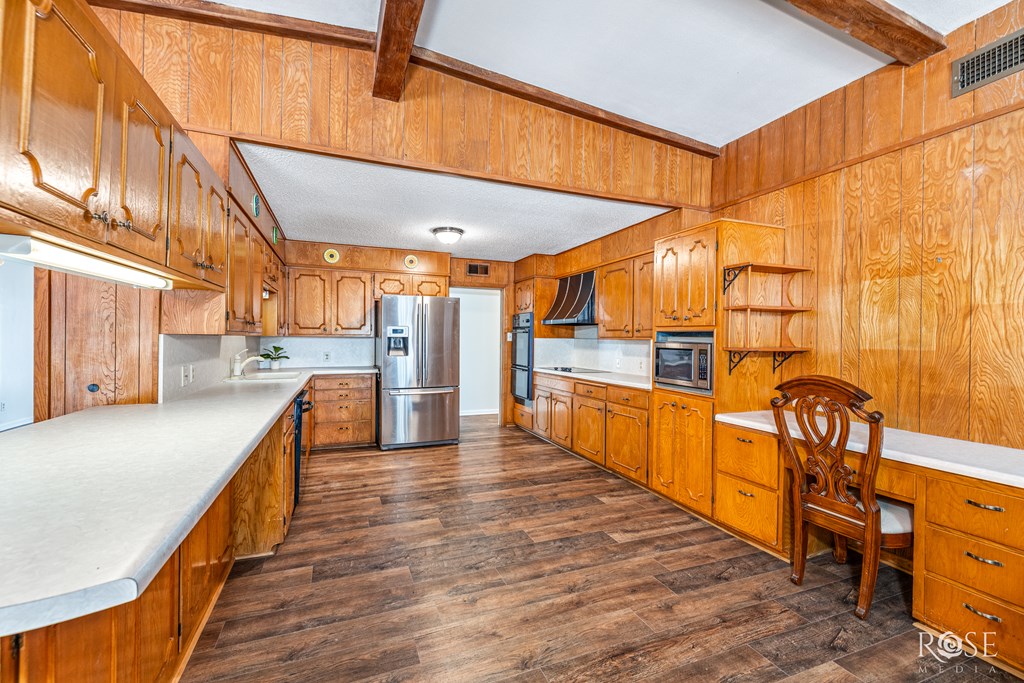 Big Lake, Texas 76932, United States, 4 Bedrooms Bedrooms, ,4 BathroomsBathrooms,Residential,Active,182882