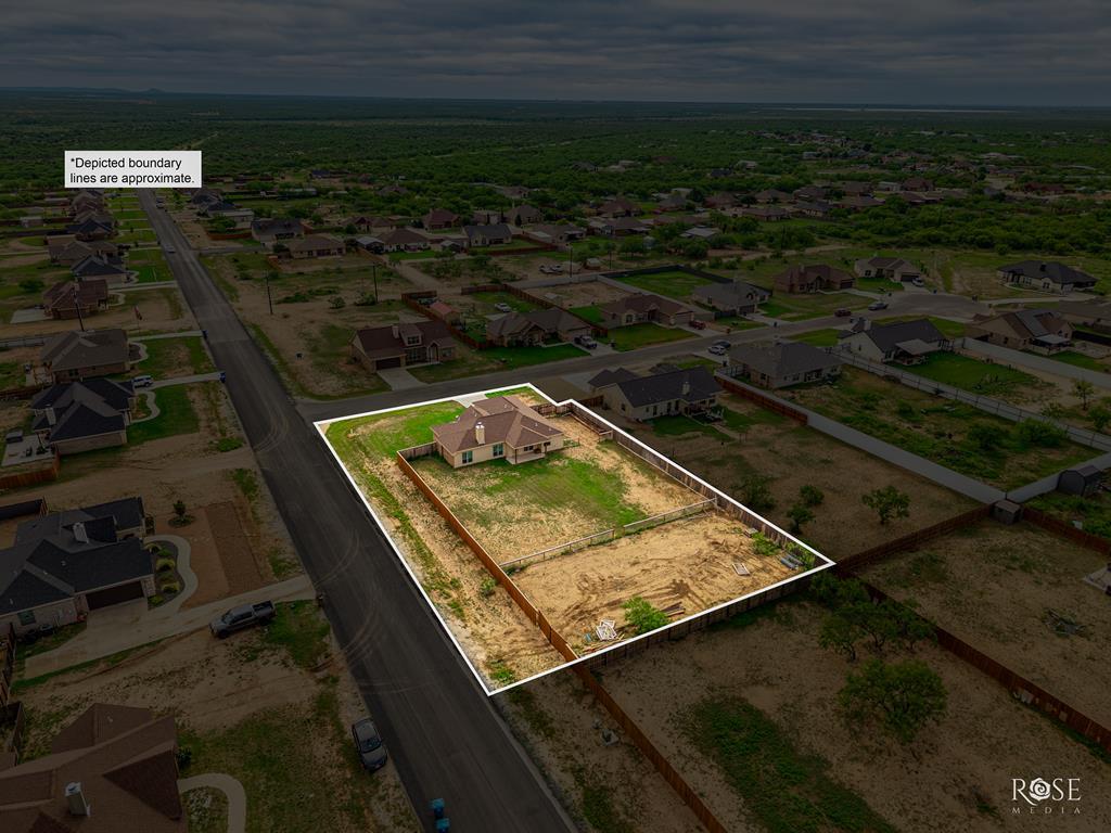 8079 Leopard Lane, San Angelo, Texas image 2