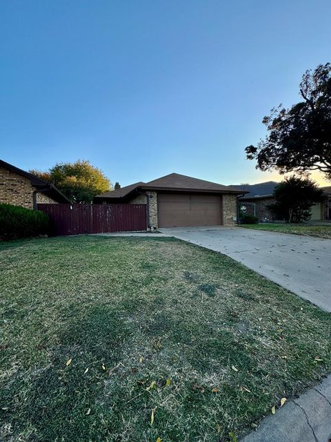 Homes For Sale - 1605 Utah Avenue<br/> San Angelo, TX 76904