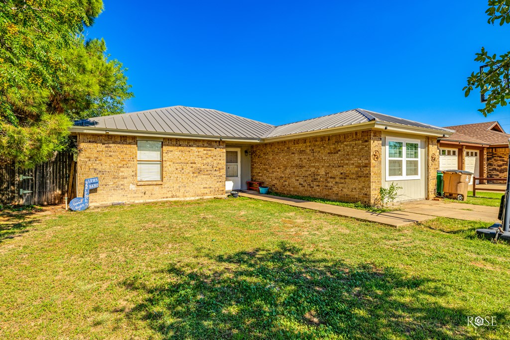 2918 N Oakes St, San Angelo, Texas image 3