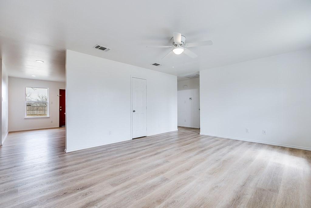 262 E 23rd St, San Angelo, Texas image 5