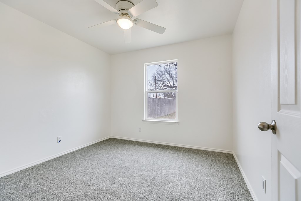 262 E 23rd St, San Angelo, Texas image 13