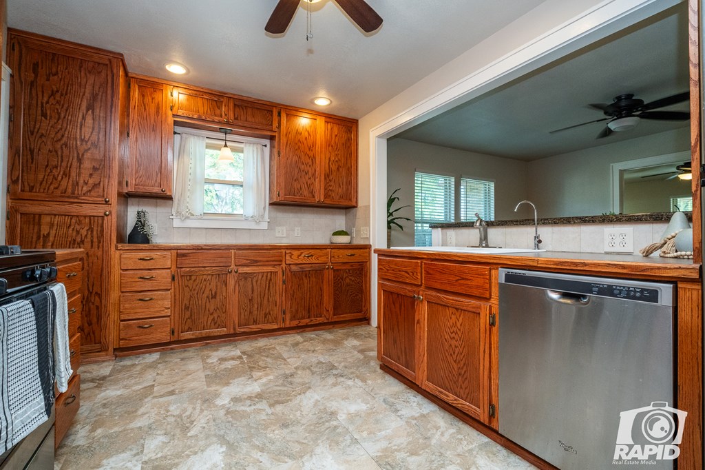 515 W Ave I, San Angelo, Texas image 14