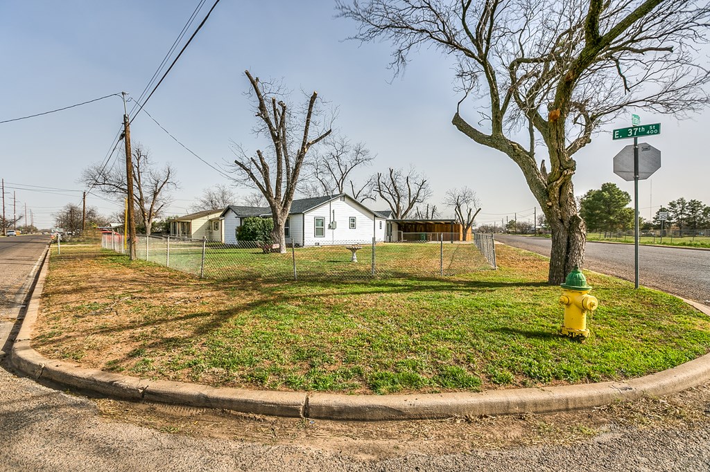 403 E 37th St, San Angelo, Texas image 27