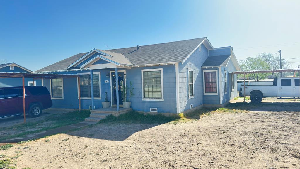 1000 N Pennsylvania Ave, Big Lake, Texas image 1