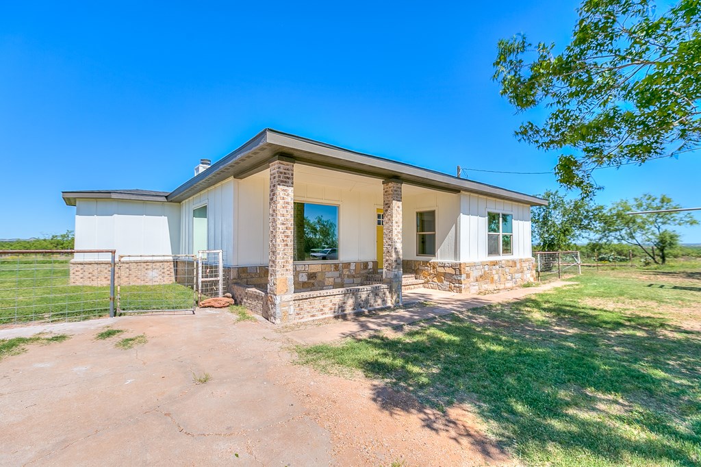 5001 Fm 2333, Bronte, Texas image 7