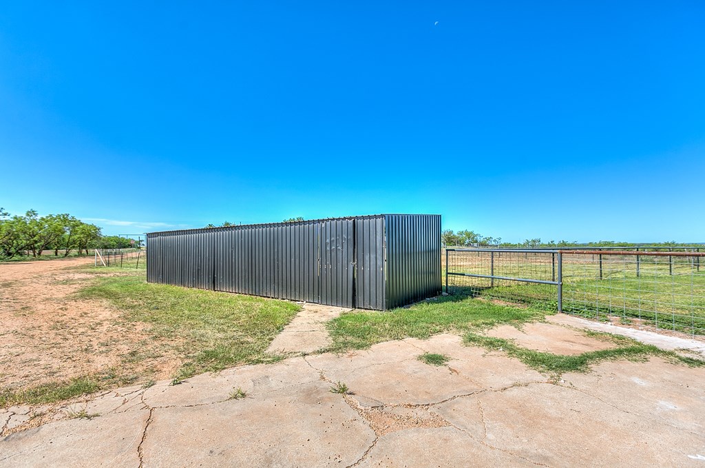 5001 Fm 2333, Bronte, Texas image 37