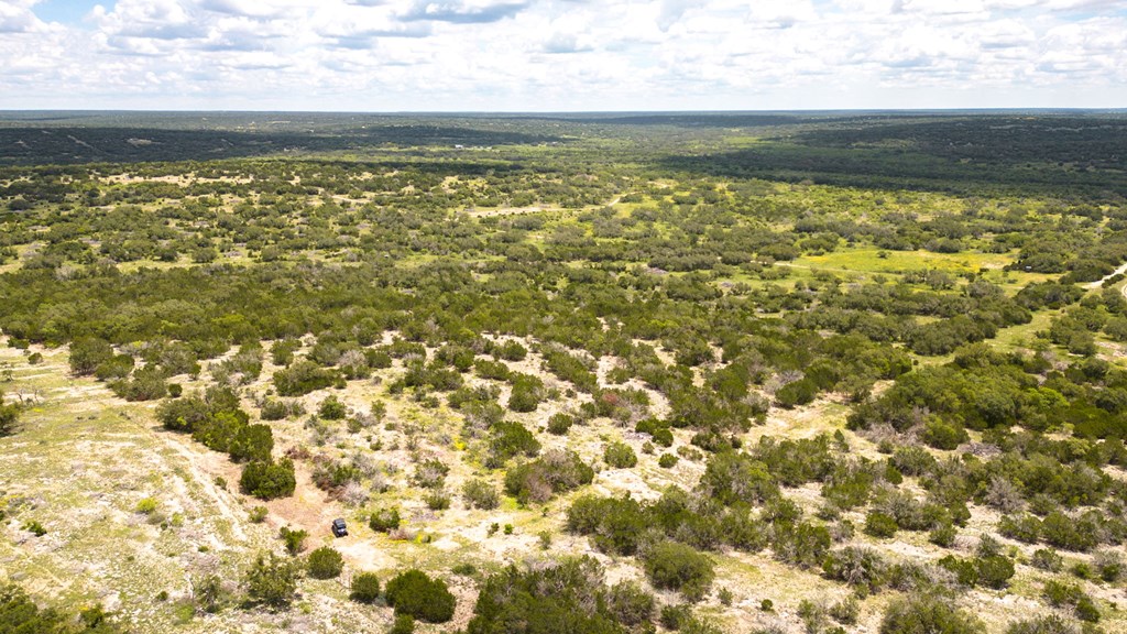 24824 County Rd 900, RockSprings, Texas image 30