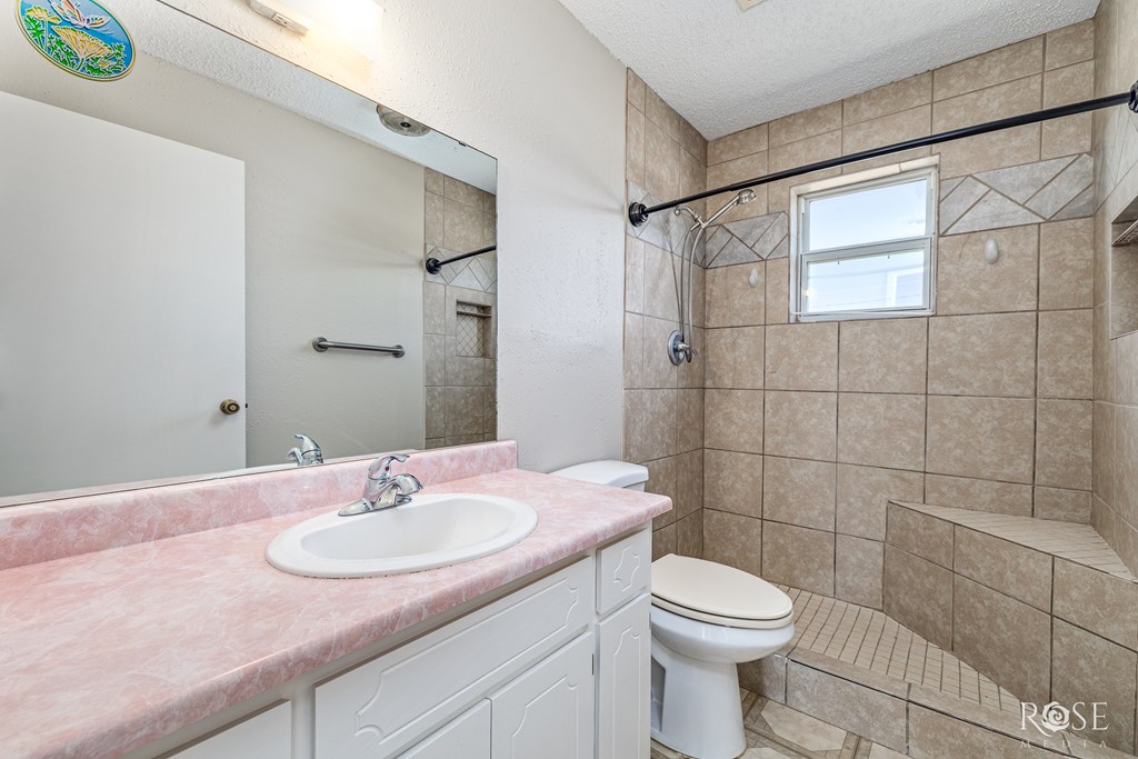 Harriett, Texas 76905, United States, 3 Bedrooms Bedrooms, ,2 BathroomsBathrooms,Residential,Active,235927