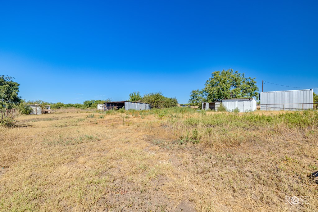 Harriett, Texas 76905, United States, 3 Bedrooms Bedrooms, ,2 BathroomsBathrooms,Residential,Active,235927