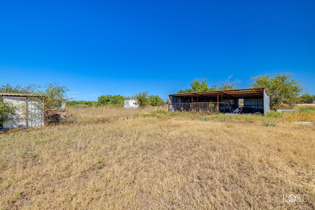 Harriett, Texas 76905, United States, 3 Bedrooms Bedrooms, ,2 BathroomsBathrooms,Residential,Active,235927