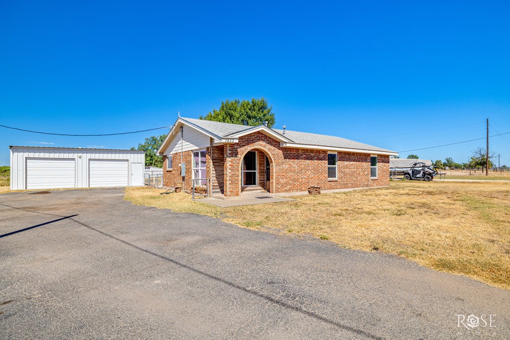 Harriett, Texas 76905, United States, 3 Bedrooms Bedrooms, ,2 BathroomsBathrooms,Residential,Active,235927