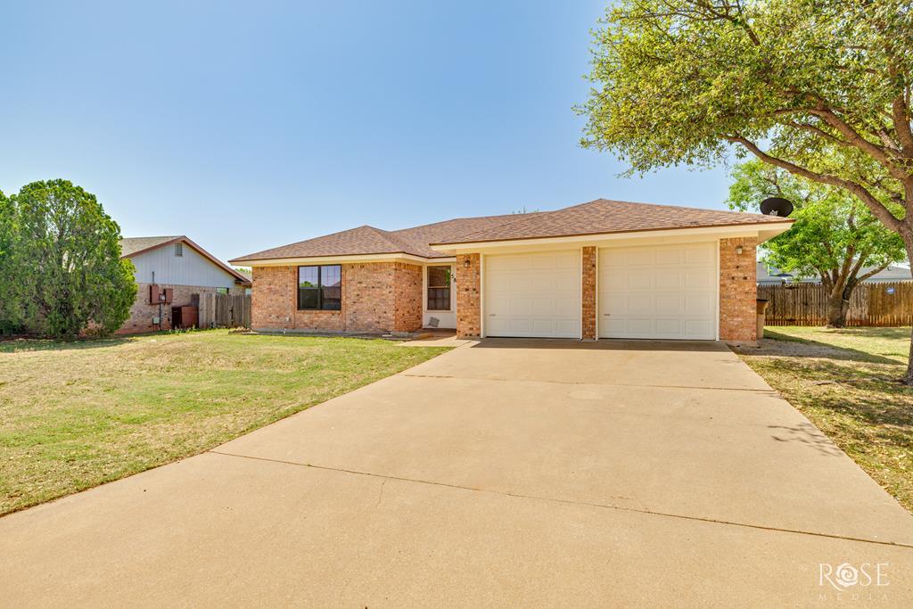5821 Davenport Dr, San Angelo, Texas image 2