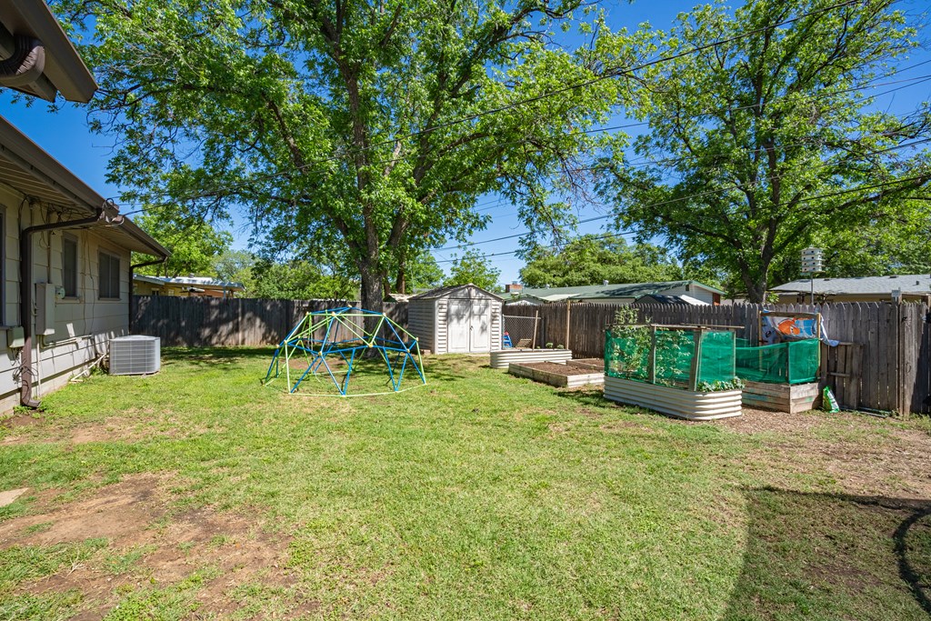 2601 University Ave, San Angelo, Texas image 24