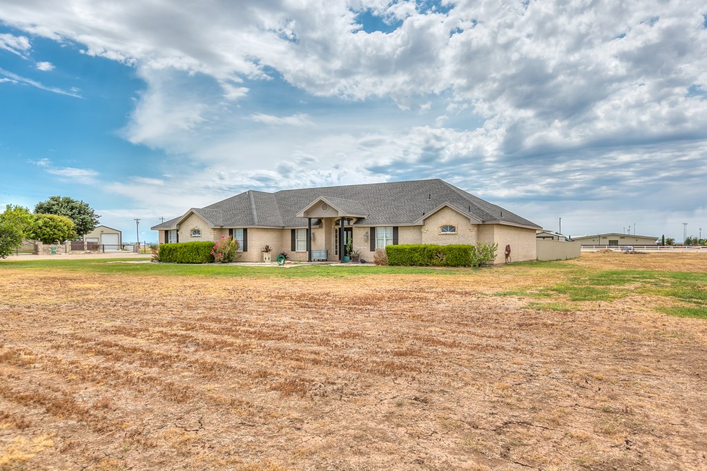 7593 Plantation Court, Wall, Texas image 3