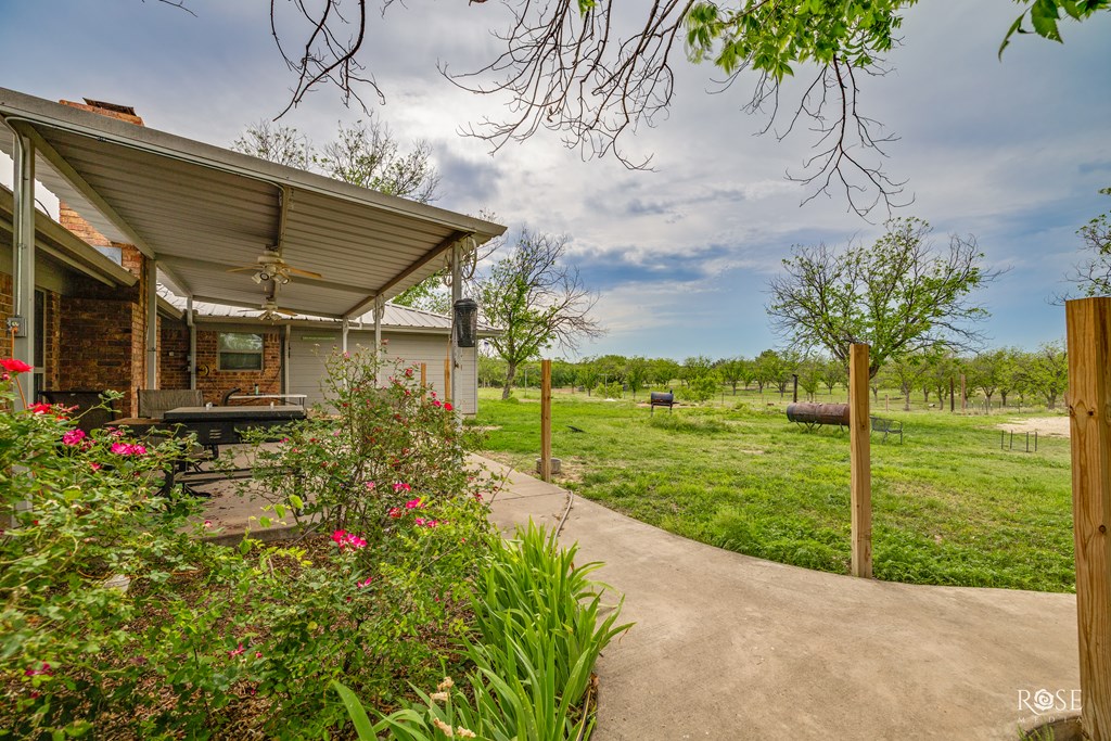 11317 E Dove Creek East Lane, San Angelo, Texas image 39