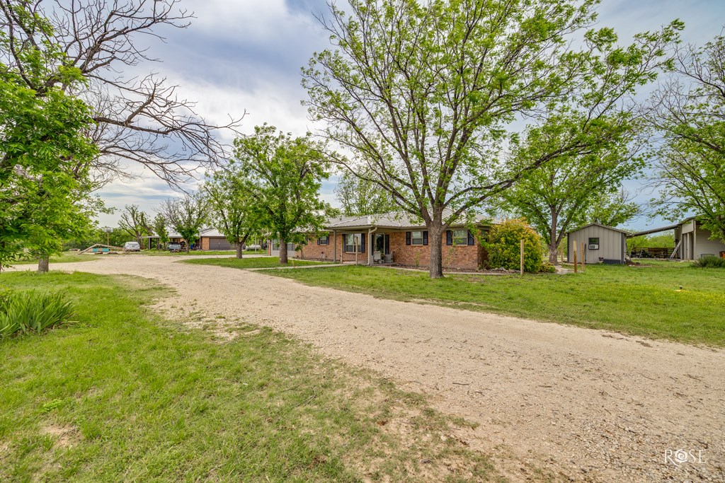 11317 E Dove Creek East Lane, San Angelo, Texas image 40