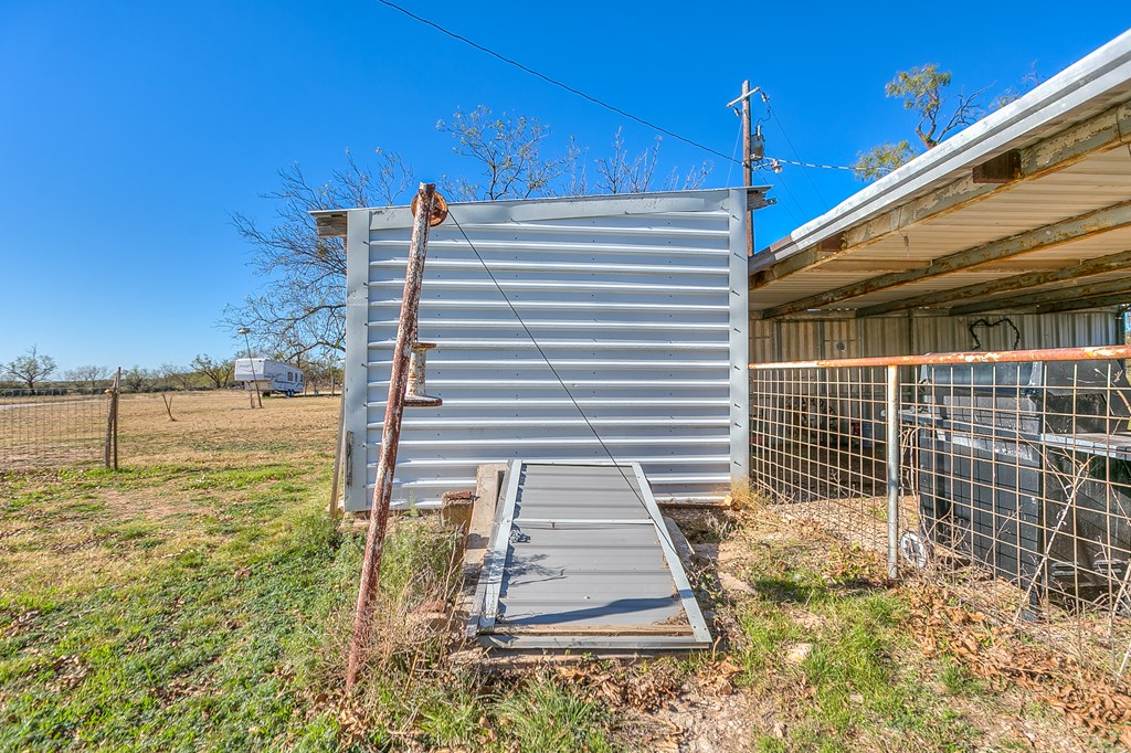 201 County Rd 288, Ballinger, Texas image 25