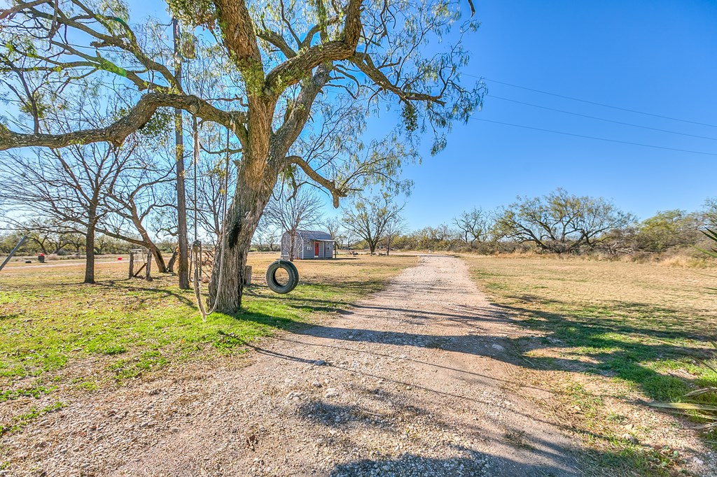 201 County Rd 288, Ballinger, Texas image 41