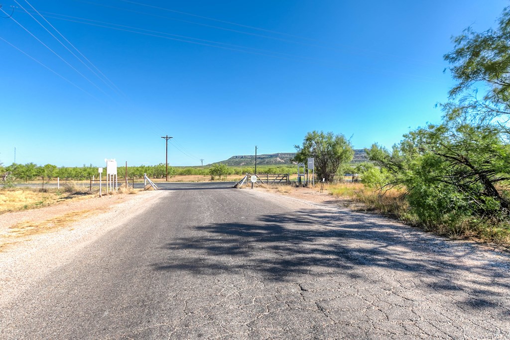 0000 Ranch Rd 1672, Robert Lee, Texas image 2