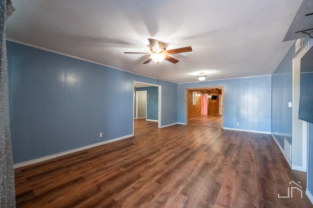 407 N Cottonwood St, Eldorado, Texas image 31