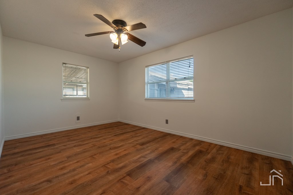 407 N Cottonwood St, Eldorado, Texas image 21