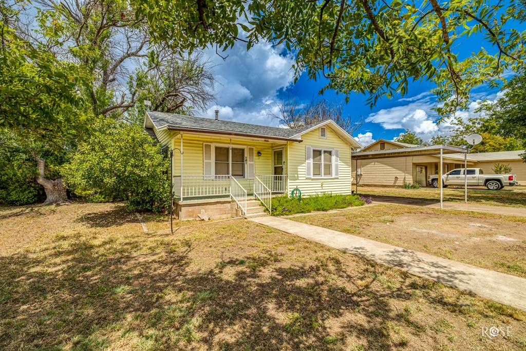 201 E 2nd St, Sonora, Texas image 3