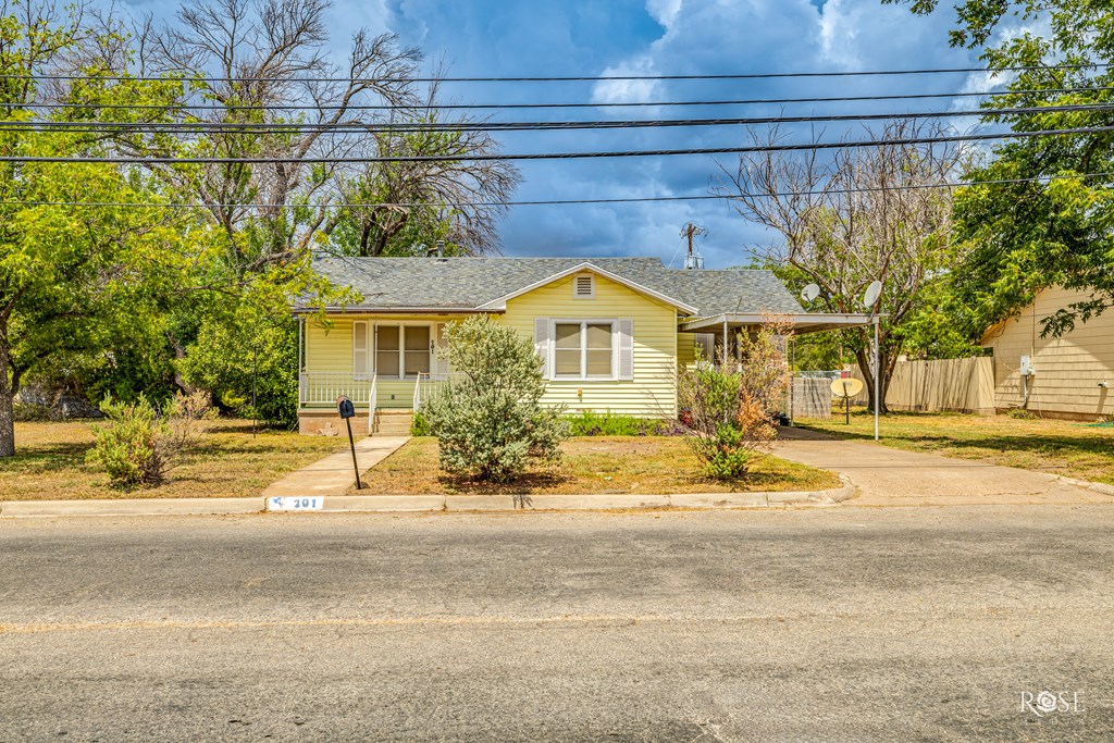 201 E 2nd St, Sonora, Texas image 2