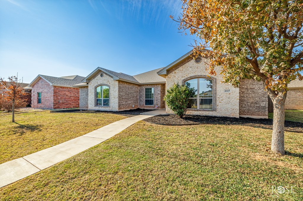 4145 Autumnwood Trail, San Angelo, Texas image 4