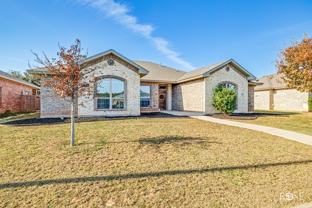 4145 Autumnwood Trail, San Angelo, Texas image 3