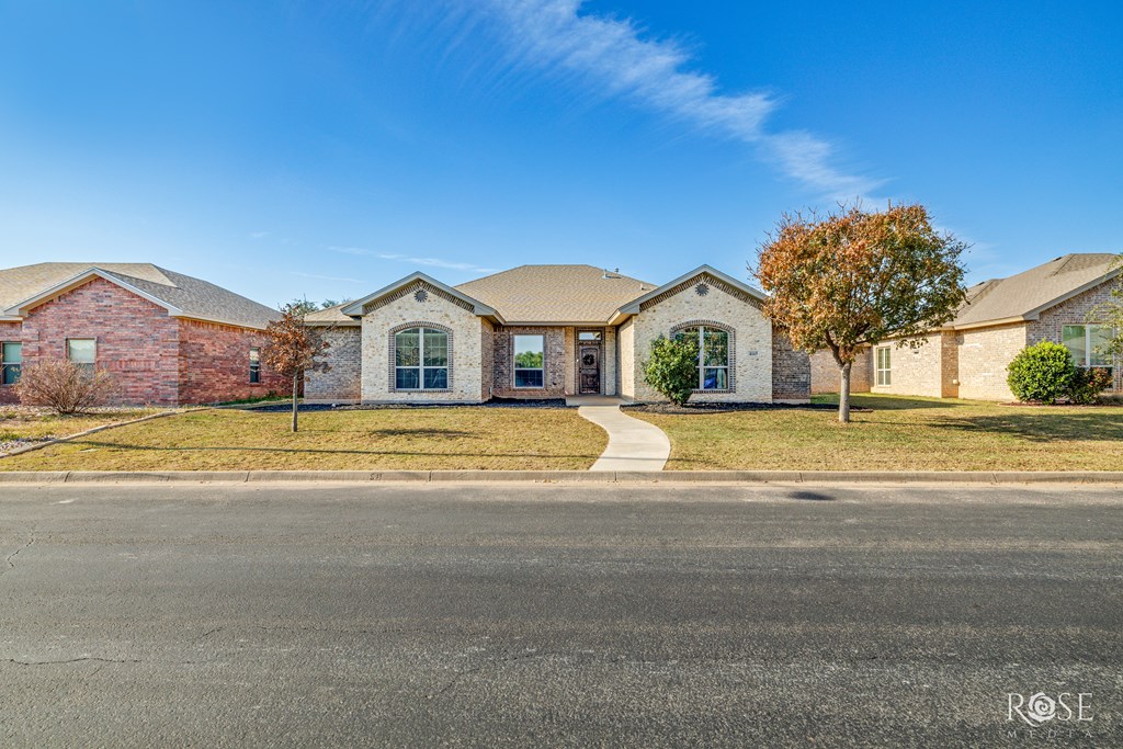 4145 Autumnwood Trail, San Angelo, Texas image 2