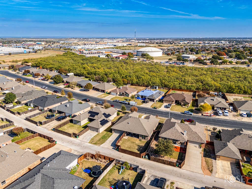 4145 Autumnwood Trail, San Angelo, Texas image 40