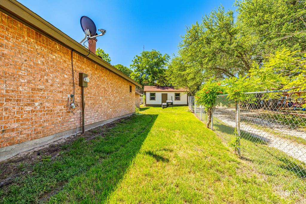 114 Oakwood St, Sonora, Texas image 45